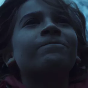 UNA TARDE CUALQUIERA