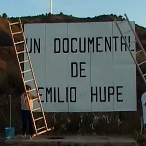 EL VIENTO QUE GOLPEA MI VENTANA 